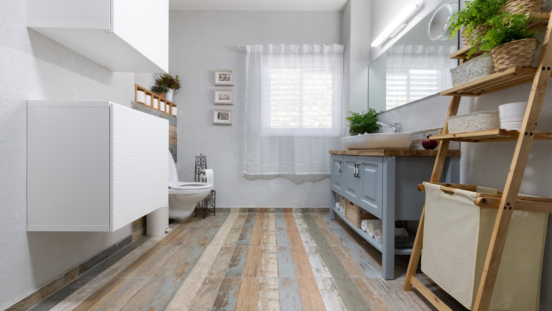 עיצוב ושיפוץ חדרי רחצה ושרותים